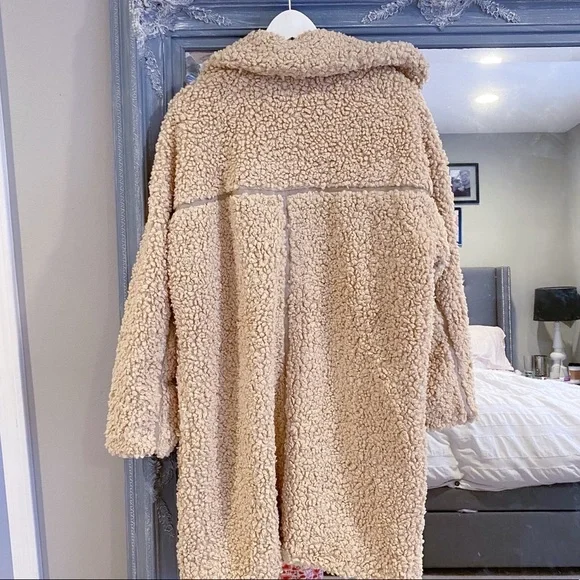 NWT ON PARLE DE VOUS Inter Teddy Zip Up Coat in Beige S - Picture 4 of 6